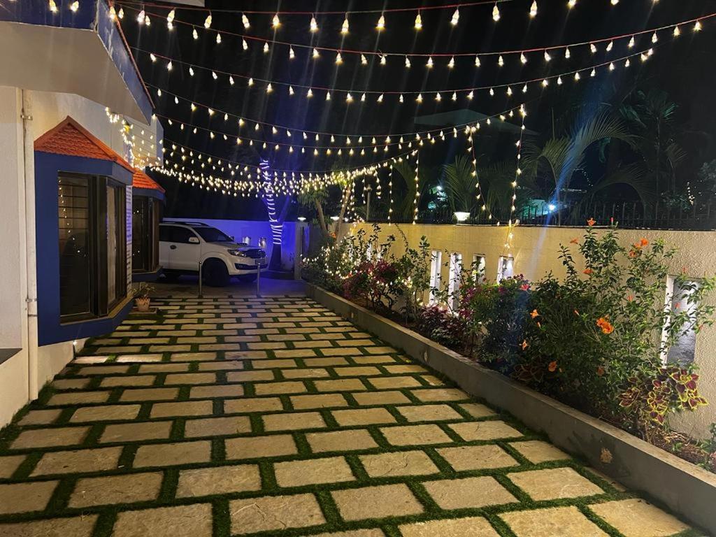 Aqua Villa Luxury Home Stay Лонавла Екстер'єр фото